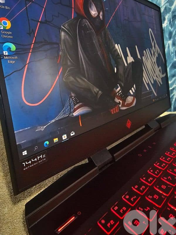HP omen - core i7 - like new condition. . 5