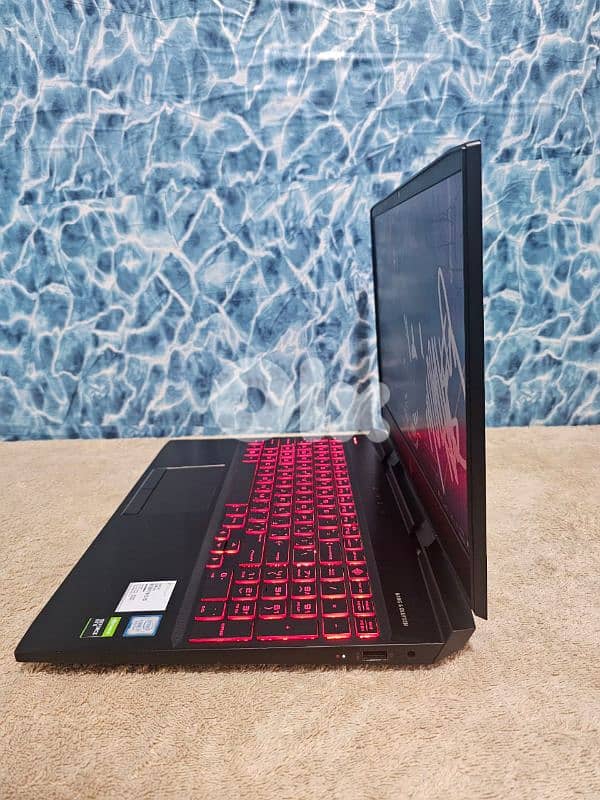 HP omen - core i7 - like new condition. . 9