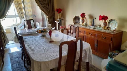 طاولة سفرة مع درسوار