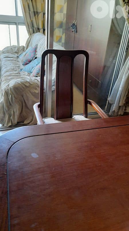 طاولة سفرة مع درسوار 2