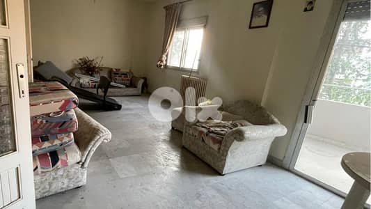 Apartment For Sale In Aoukar شقة للبيع في عوكر