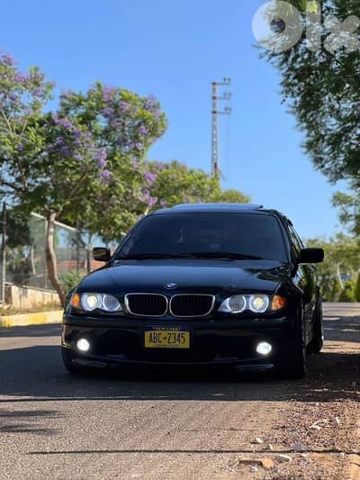 بي ام دبليو الفئة 1 2003