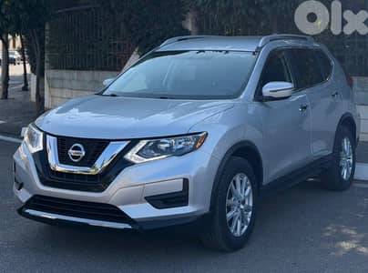 Nissan Rogue 2017 sv awd clean