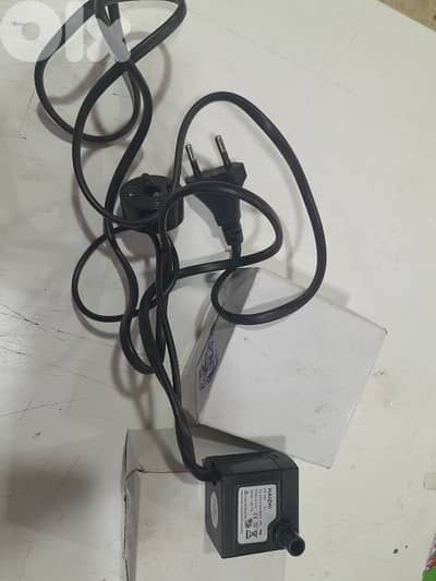 طرنبة هواء للاوكواريوم مع ضوء