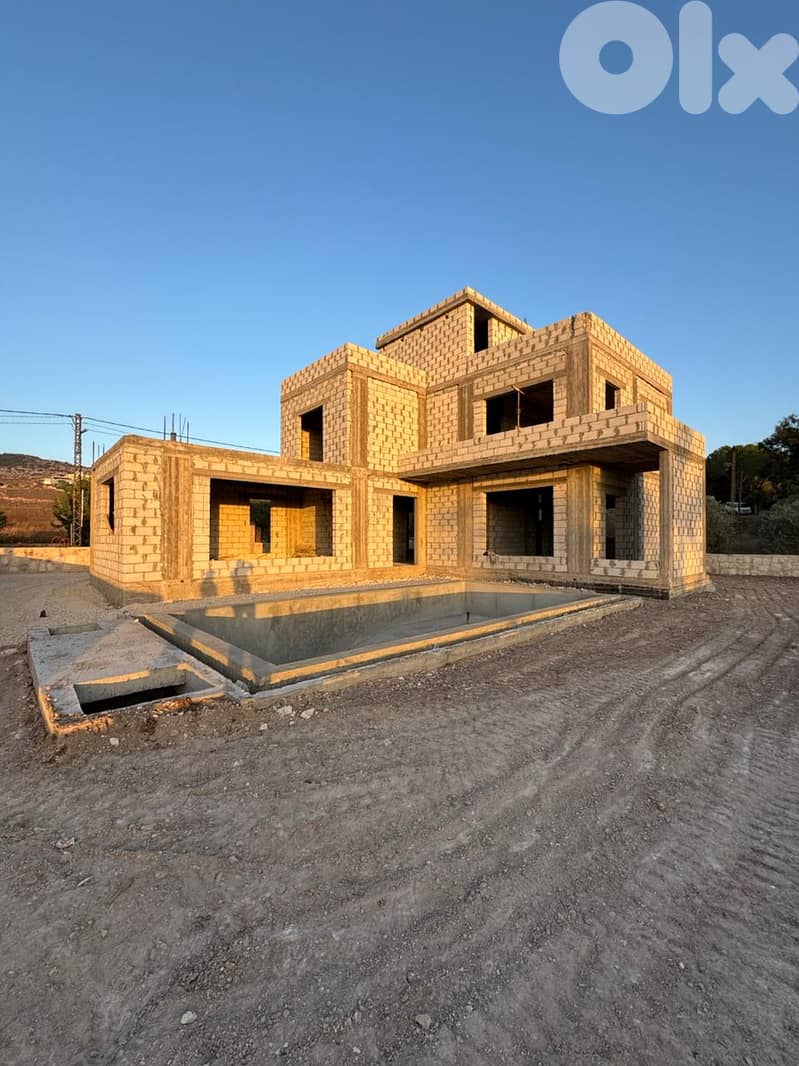 فيلا على العضم للبيع النبطية الفوقا - Villa for Sale Nabatieh Fawka 0