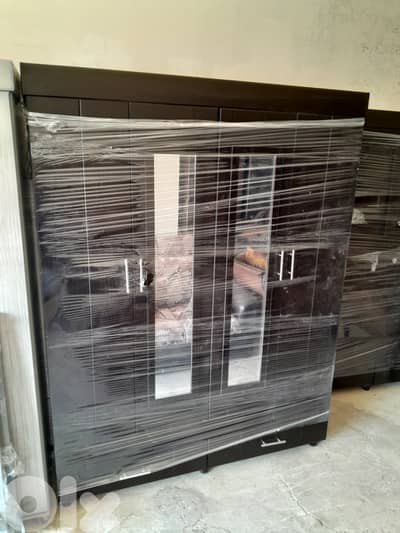 خزانة ٤ درف