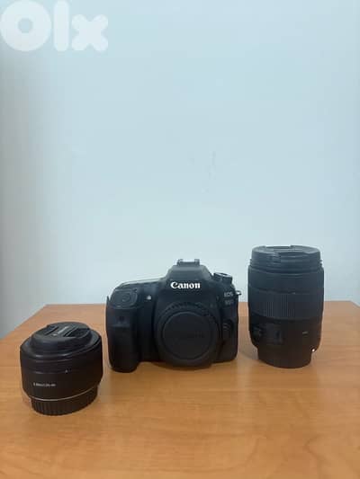 CANON 80D with 2 lenses