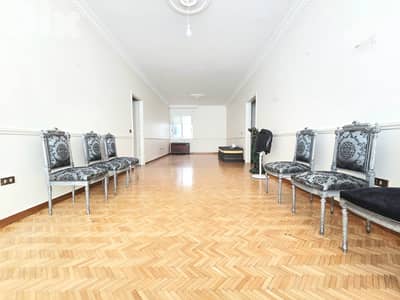 RA25-4541 Apartment 135 m² for Rent in Al Zarif شقة للإيجار في الظريف