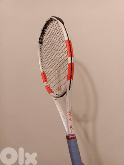 Babolat pro racket.