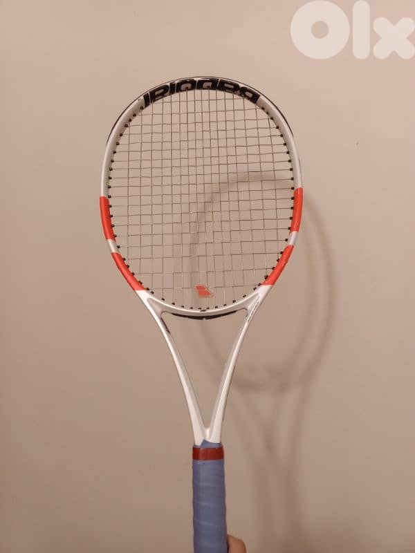 Babolat pro racket. 6