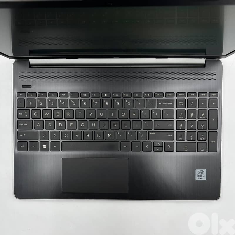 6146 Used Laptop HP 15-dy1122nr 6