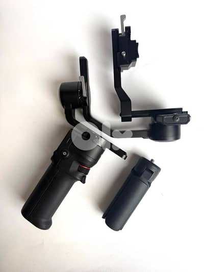 DJI Ronin RS3 Mini (One Motor Not Working) For Parts or Repair – $60