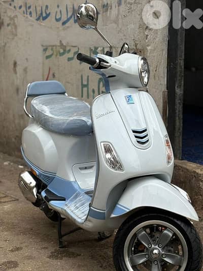 vespa 2023 150cc meshye 8000