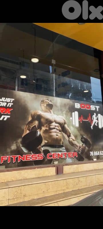 محل مميز للإيجار في قلب الزلقة