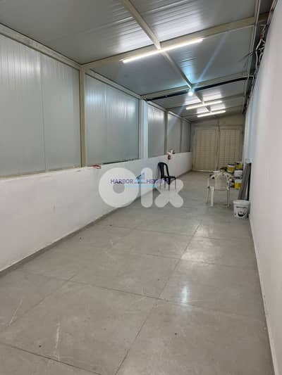 Commercial store for rent in Halat محل تجاري للإيجار في حالات