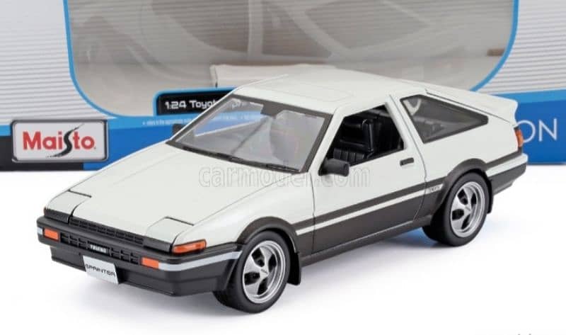 Toyota Sprinter Trueno AE86 (1979) diecast car model 1;24 0