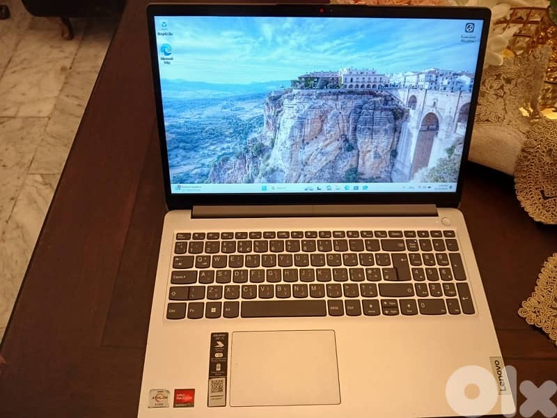 Lenovo Ideapad 1 0