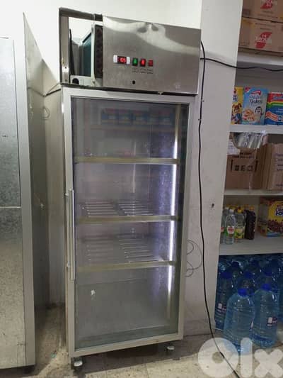 براد سوبرماركت يعمل بحالة جيدة