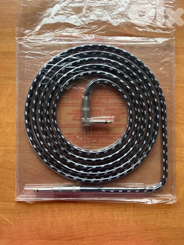 Donner Guitar Cable 3m – Barely Used 2