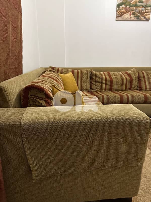 L shaped Sofa for sale 3
