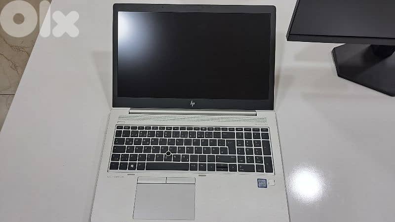 HP ELITEBOOK 1