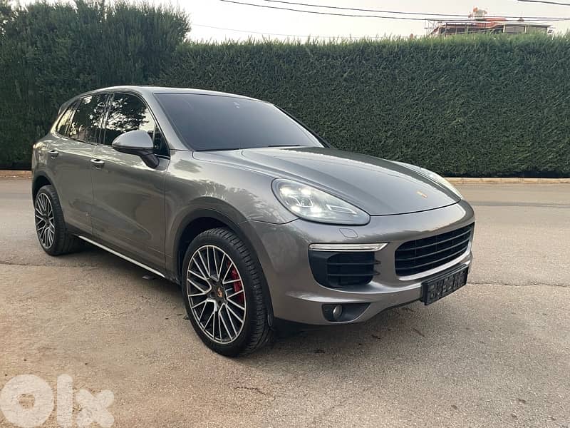 Porsche Cayenne 2016 0