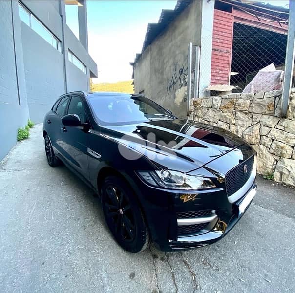 ONE OWNER - Jaguar F-Pace 2018 - Company Source and Maintenance 0