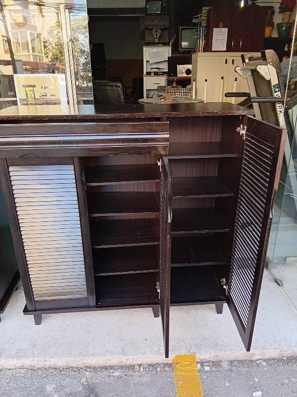 خزاين اوروبي شبه جديد عدة موديلات 2