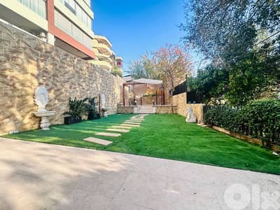 Spacious and Elegant Villa  600 sqm + private gardens