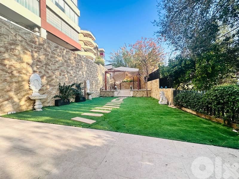 Spacious and Elegant Villa 600 sqm + private gardens In Brazilia 0