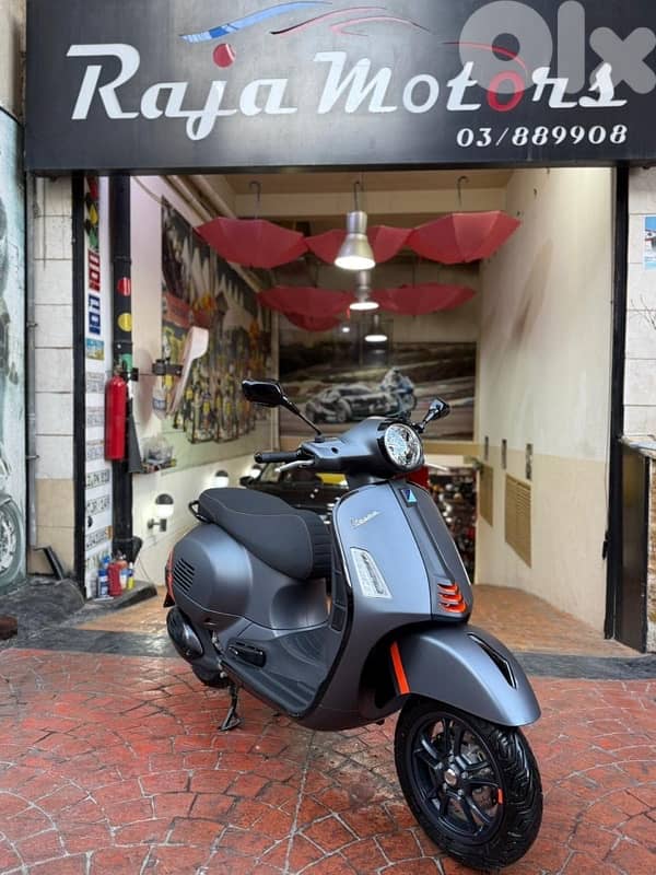 vespa  GTS Super S 300 2025 0