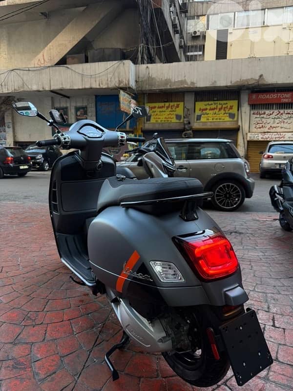 vespa  GTS Super S 300 2025 7
