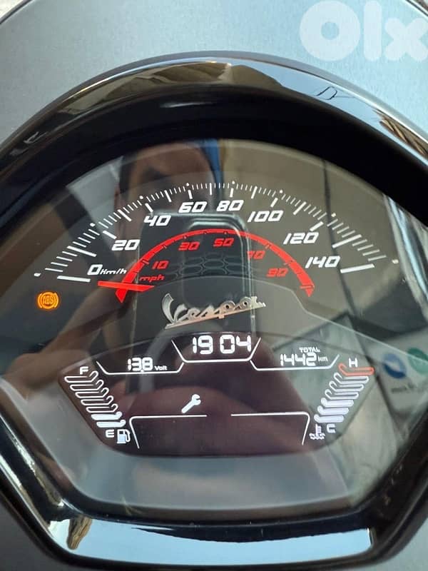 vespa  GTS Super S 300 2025 8