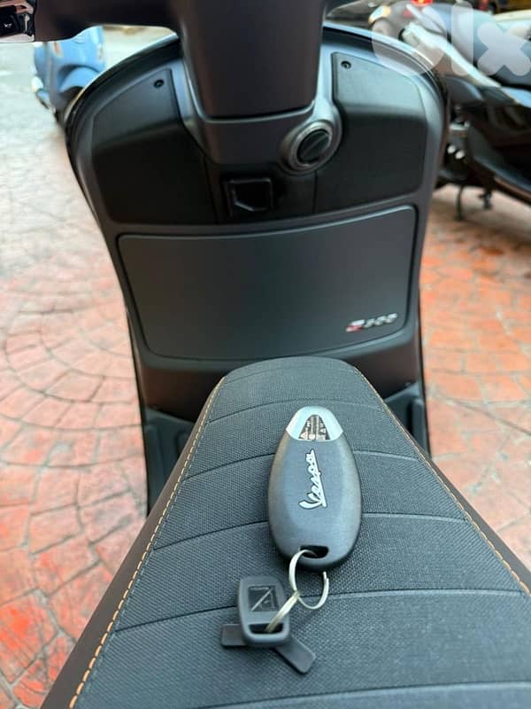 vespa  GTS Super S 300 2025 9