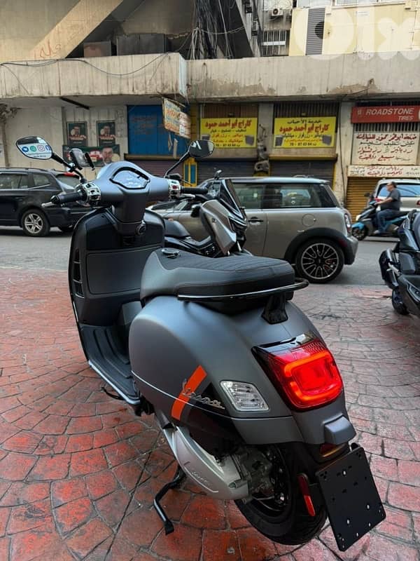 vespa  GTS Super S 300 2025 10