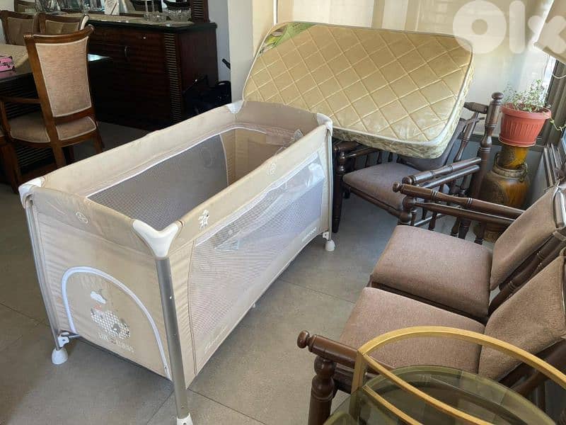 kids/baby park + mattress تخت الأطفال + مرتبة 2