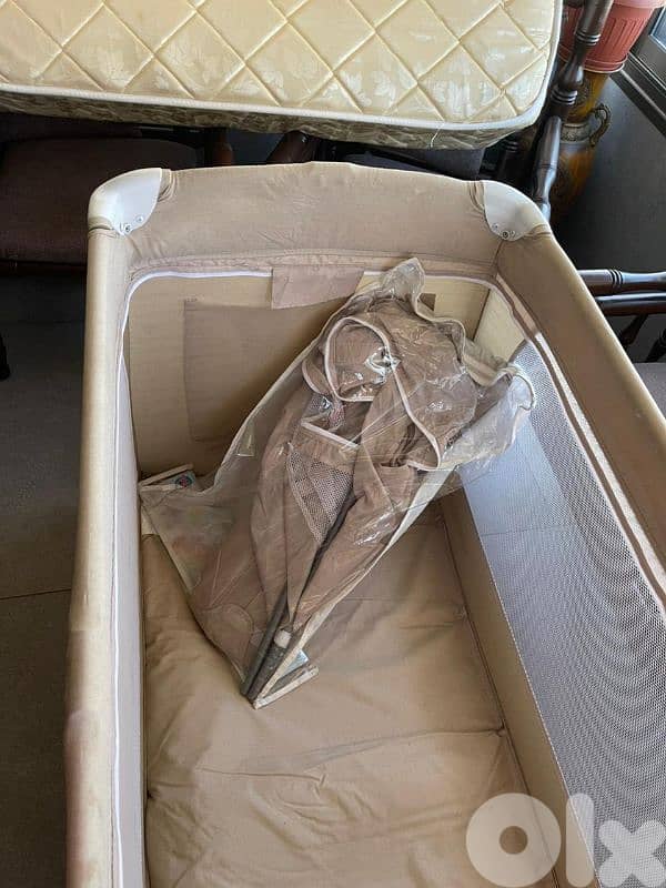 kids/baby park + mattress تخت الأطفال + مرتبة 3