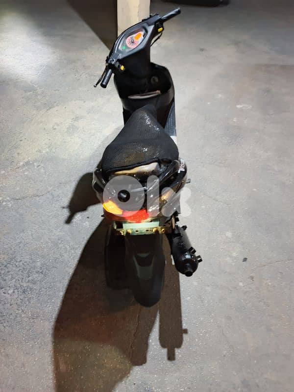 V150CC شبه جديده 1