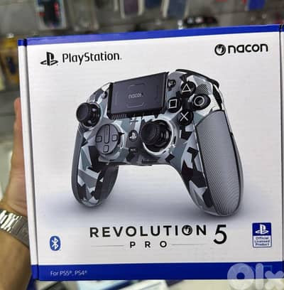 Nacon Revolution 5 Pro Wireless Gaming Controller Arctic