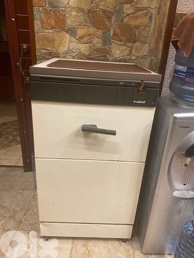 جلاية عائلية للبيع Dishwasher For Sale