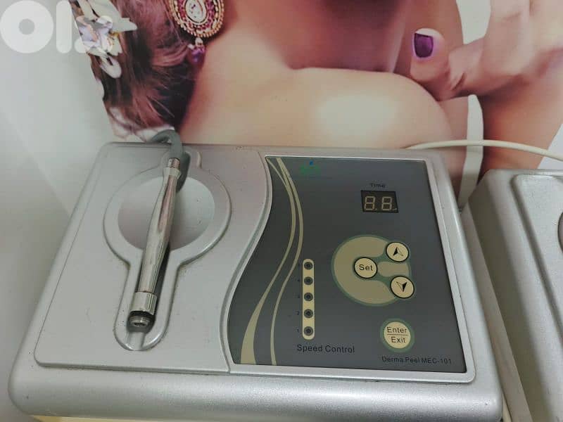 اثاث ومعدات صالون تزين نسائي 8