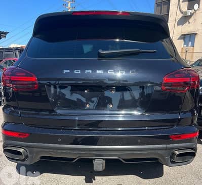 Porsche Cayenne Platinum 2017