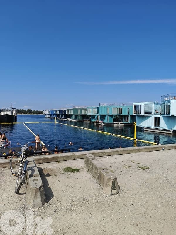 Honor 400 Pro 5G . . Almost brand new 5