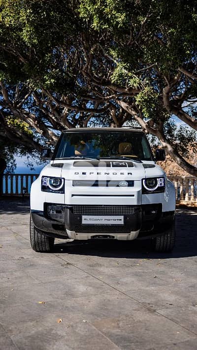 DEFENDER P525 V8 | 2023 MODEL