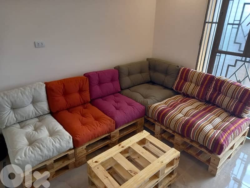 قعدات وزوايا وطراحات 7