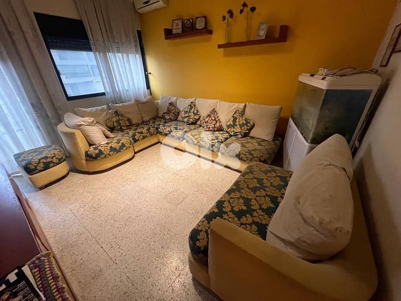 Furnitures very good 1