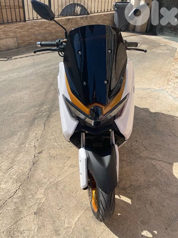 N max Neo Yamaha S 3