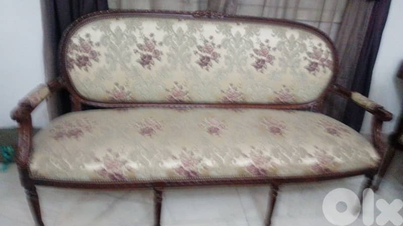 2 Sofas and 2 fauteuilles 0