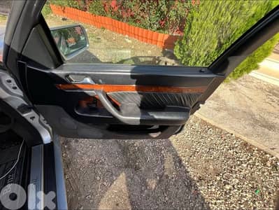 مرسيدس بنز اس-كلاس 1994