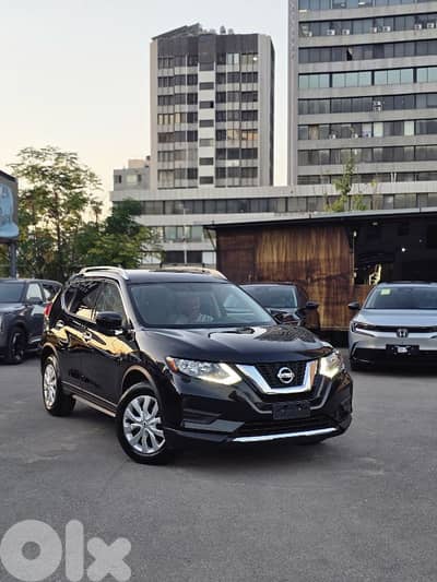 Nissan Rogue 2017 4wd Clean car fax no accident Top top car!!!
